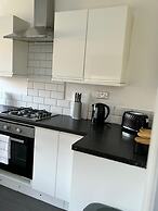 4 Bedroom Refurbished Workers Haven
