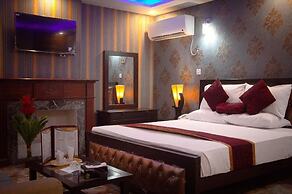 Mall View Hotel Gulberg
