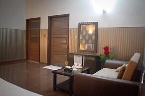 Mall View Hotel Gulberg
