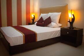 Mall View Hotel Gulberg