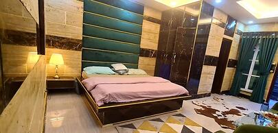 Mall View Hotel Gulberg