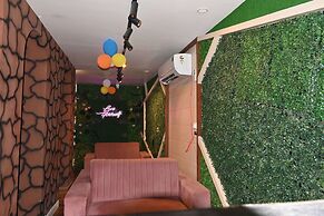 GK Hotel and Restaurant