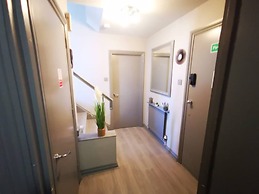 2BR Central Cosy Apartment