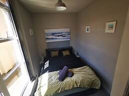 2BR Central Cosy Apartment