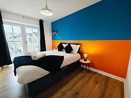 4BR Modern Ormeau House