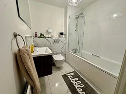 2br City Side Apartment