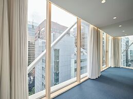 UH Suite The Gangnam