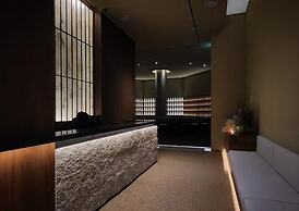 UH Suite The Gangnam