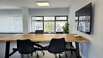 Phaedrus Living Mini Art House Monet