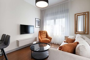 Phaedrus Living Mini Art House Monet