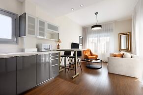 Phaedrus Living Mini Art House Monet