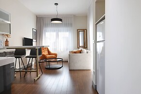 Phaedrus Living Mini Art House Monet