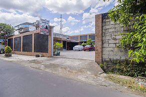 Hotel O Prambanan Near Prambanan Temple