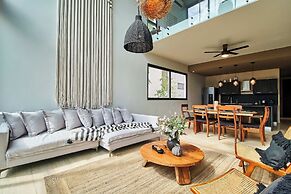 PH con Piscina Privada-Sunset & Selva by BT Homes