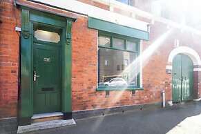 Kunda House JQ- Apt 3