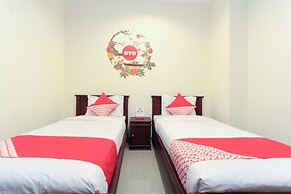 Hotel O Genteng Near Genteng Market Formerly Uno Hotel