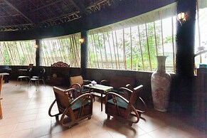 Hotel O Genteng Near Genteng Market Formerly Uno Hotel