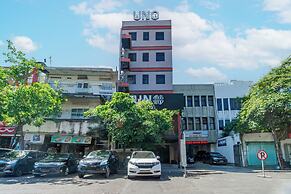 Hotel O Genteng Near Genteng Market Formerly Uno Hotel