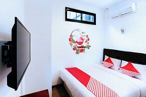 Hotel O Genteng Near Genteng Market Formerly Uno Hotel