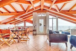 Villa Luce del Sol with Pool - L