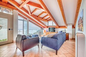 Villa Luce del Sol with Pool - L