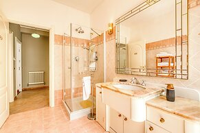 Villa Luce del Sol with Pool - L