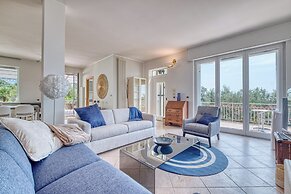 Villa Luce del Sol with Pool - L