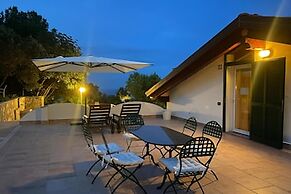 Villa Luce del Sol with Pool - L