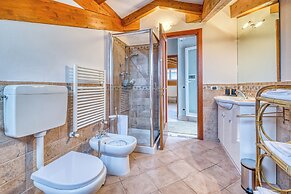 Villa Luce del Sol with Pool - L