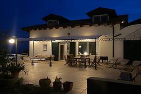 Villa Luce del Sol With Pool - M