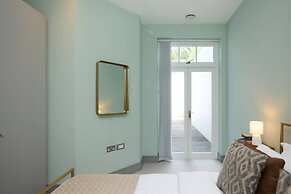 The Putney Hideaway - Modern and Elegant 3bdr Flat With Patio