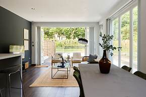 The Putney Hideaway - Modern and Elegant 3bdr Flat With Patio