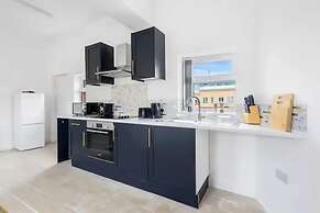 Kunda House JQ- Apt 5