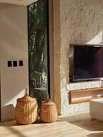 DosSantas Wellness & Jungle by BT Homes