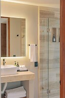 DosSantas Wellness & Jungle by BT Homes