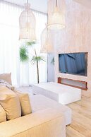 DosSantas Wellness & Jungle by BT Homes