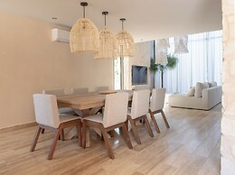 DosSantas Wellness & Jungle by BT Homes