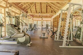 DosSantas Wellness & Jungle by BT Homes