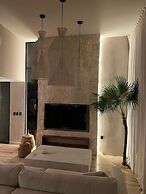 DosSantas Wellness & Jungle by BT Homes