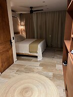 DosSantas Wellness & Jungle by BT Homes