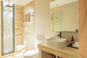 DosSantas Wellness & Jungle by BT Homes