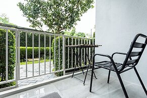 Gym Sauna Beach Everything walking by