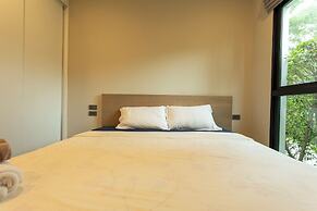 Gym Sauna Beach Everything walking by