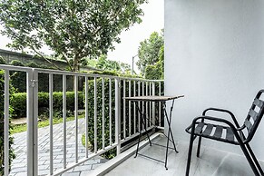 Gym Sauna Beach Everything walking by