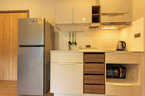 Gym Sauna Beach Everything walking by