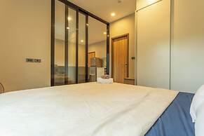 Gym Sauna Beach Everything walking by