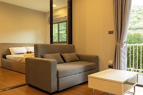 Gym Sauna Beach Everything walking by