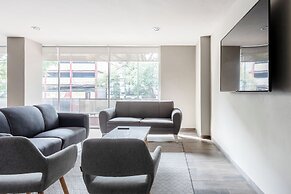 Modern Flat by Polanco Balcony Pet Friendly