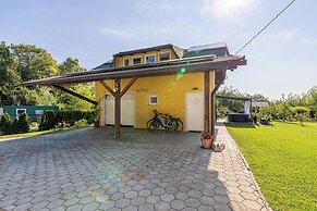 Holiday Home Zala With Jacuzzi