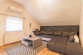 Holiday Home Zala With Jacuzzi